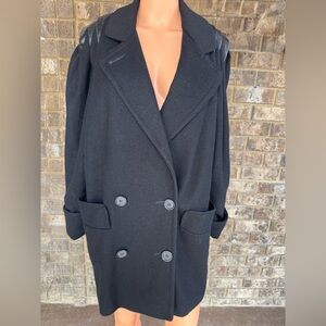 BillyCoat Black Wool Coat Leather Epaulettes Made n USA Women’s Size L Statement